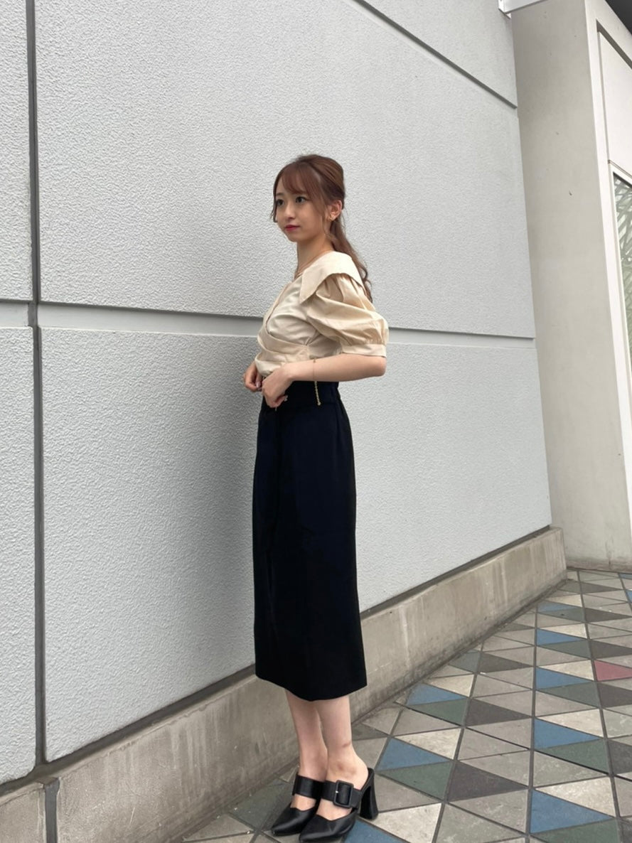 <b>ビッグカラーカシュクールトップス</b><br><font size="1">ウエスト部分が絞られていてスタイルアップできるカシュクールトップス。</font>