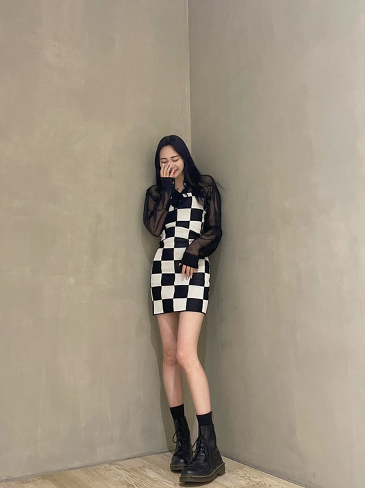 <b>タイトニットワンピース</b><br><font size="1">シルエットが女性らしさを引き立てます!</font>