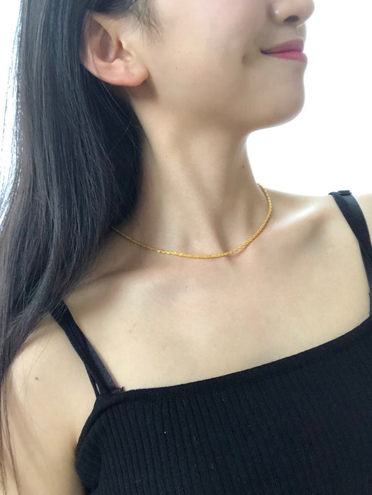 チェーンネックレス