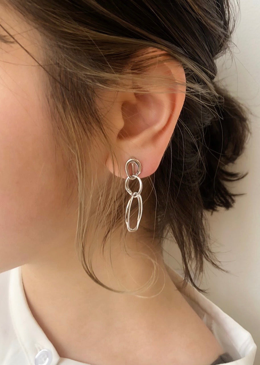 ニュアンスオバールピアス/イヤリング