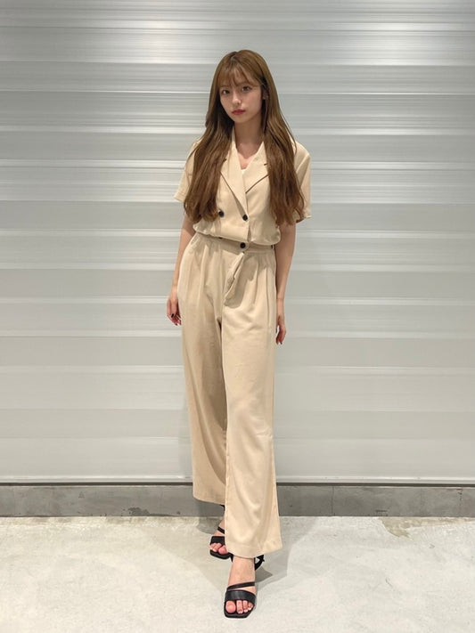 <b>フロントボタンジャンプスーツ</b><br><font size="1">一枚でトレンドコーデが決まるジャンプスーツ。</font>