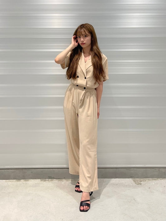 <b>フロントボタンジャンプスーツ</b><br><font size="1">一枚でトレンドコーデが決まるジャンプスーツ。</font>