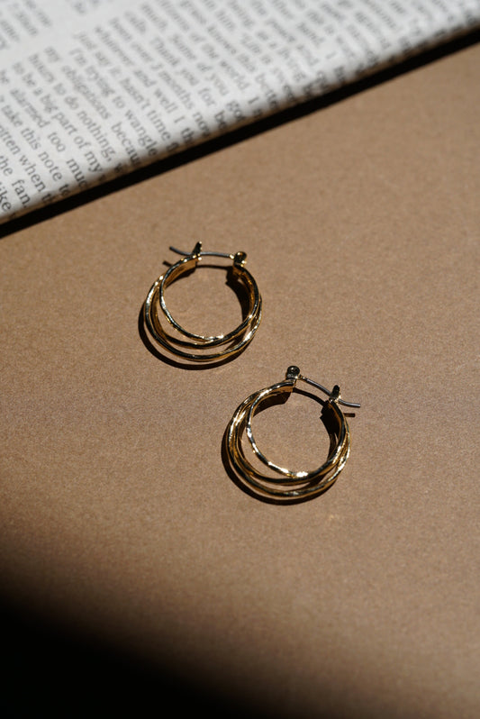 ニュアンスフープピアス