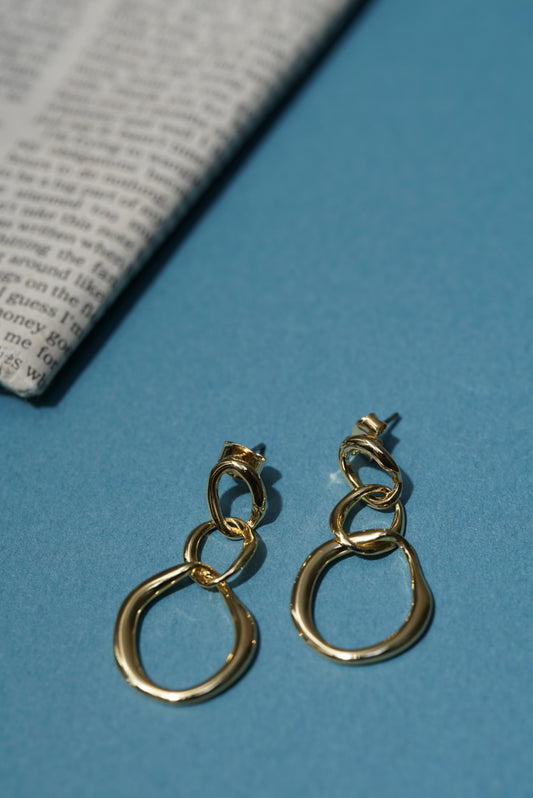 ニュアンスオバールピアス/イヤリング